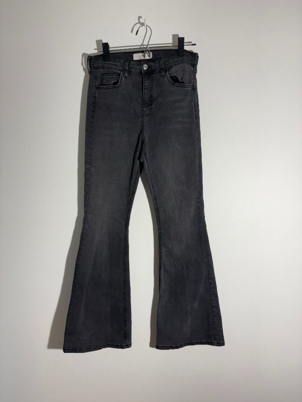 Topshop Jamie High-Rise Flare Jeans Washed Grey Charcoal- Size W30 L30